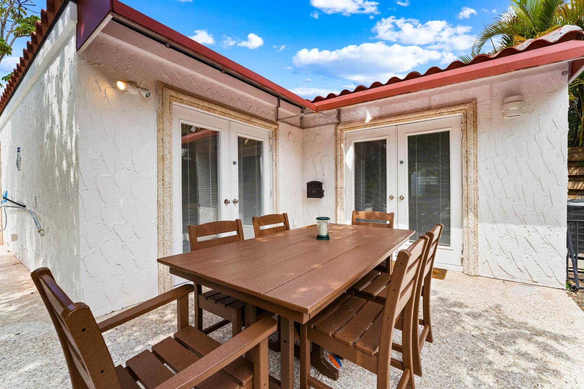 Crescent Beach Villas Cayo Siesta Exterior foto