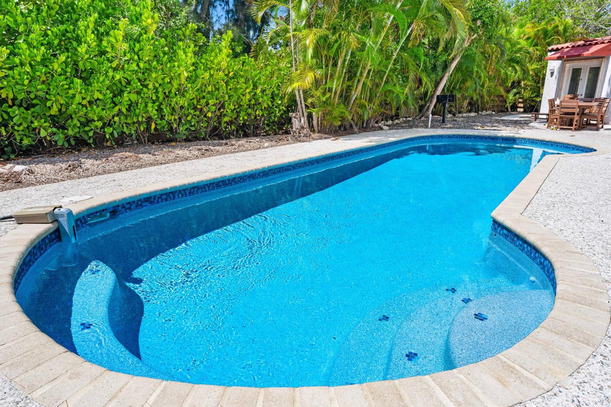 Crescent Beach Villas Cayo Siesta Exterior foto