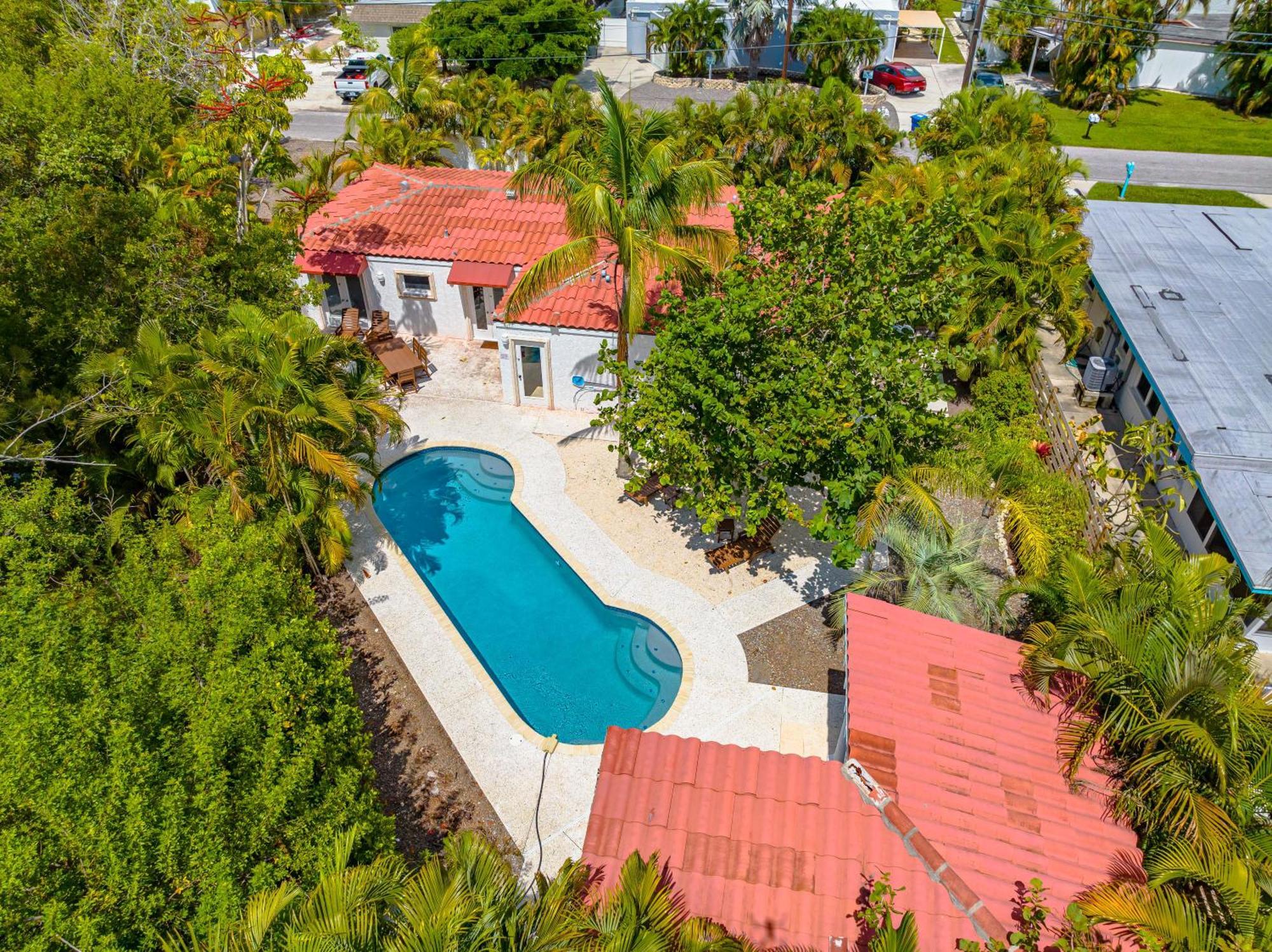 Crescent Beach Villas Cayo Siesta Exterior foto